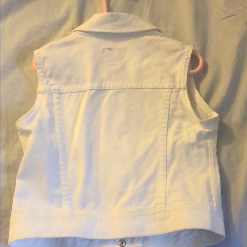 Vest - Picture 2 of 2